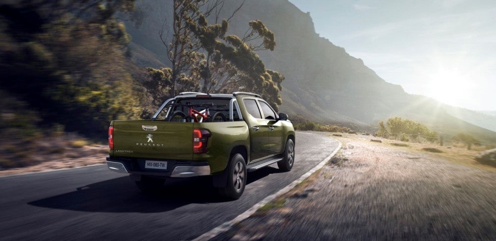 New Peugeot Landtrek: Live Bigger